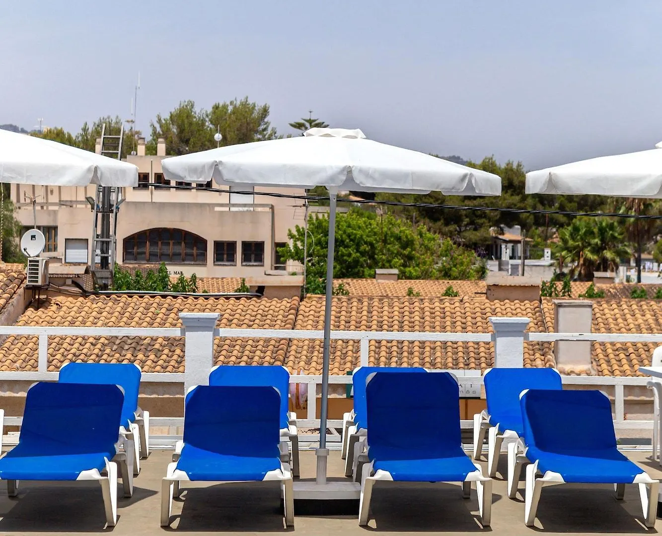 Hostal Residencia San Francisco Portocolom  Guest house