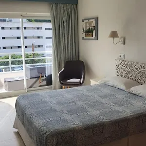 Roberto Guest house